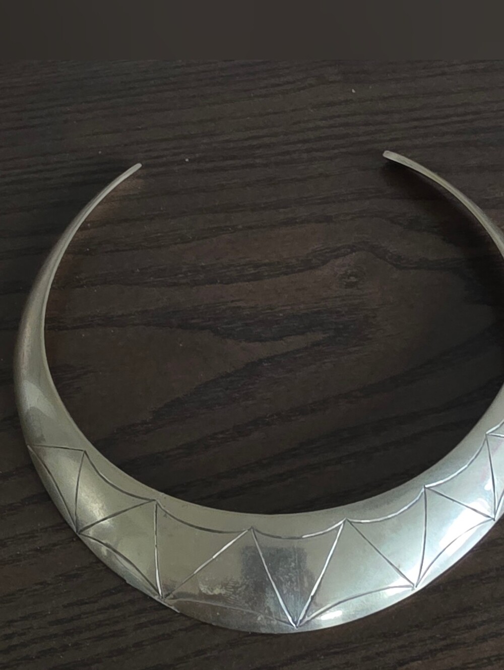 Gold Tone Geometric Design Collar Necklace Choker Torque